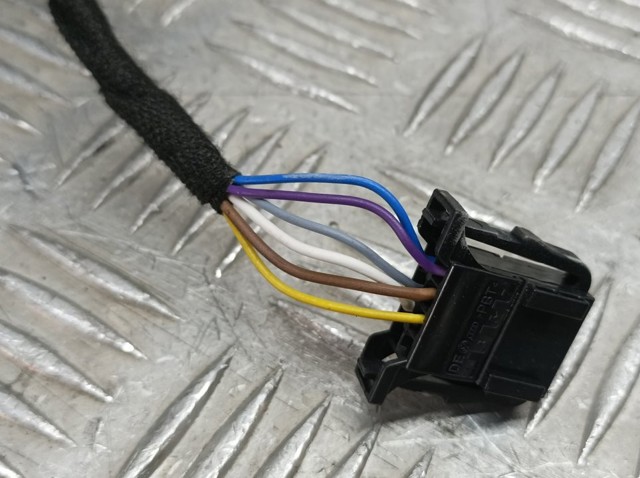 6V1857507C VAG Левое боковое зеркало купить в Запорожье