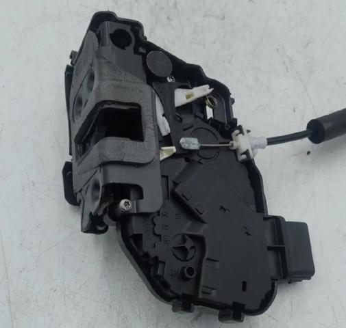 JAGUAR 6W8A21813AF в наличии Черновцы