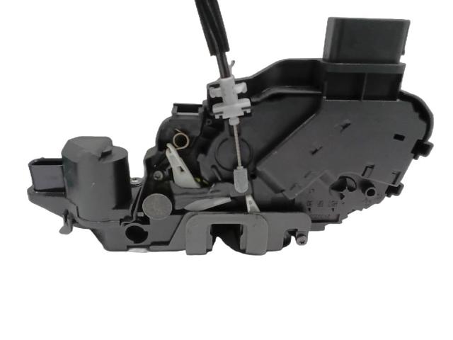 6W8A21813GD LAND ROVER Замок водительской двери купить в Кривой Рог