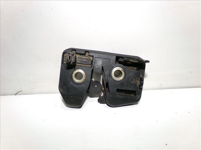 Fecho de tampa de porta-malas (de 3ª/5ª porta traseira) 6X0827505A VAG