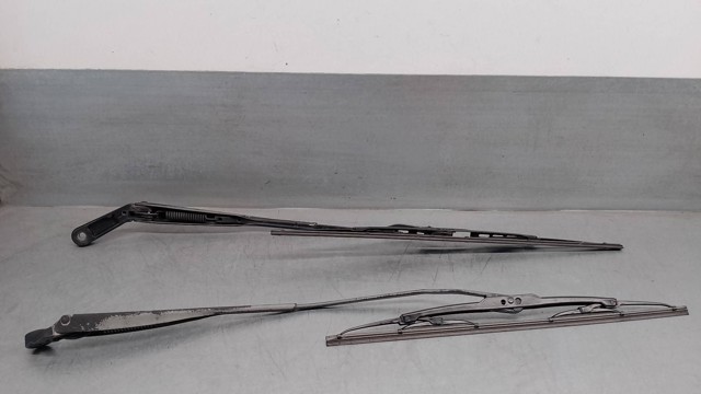 VAG 6X1955409 Поводок стеклоочистителя в наличии Житомир