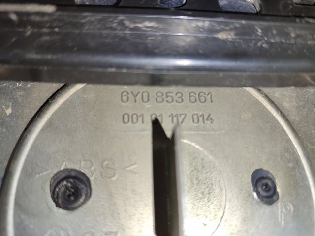 Grelha do radiador 6Y0853661 VAG
