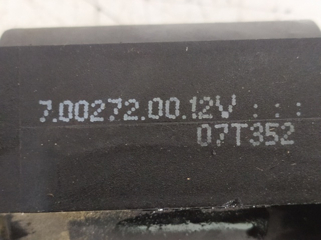 HYUNDAI 7002720012V в наличии Ровно