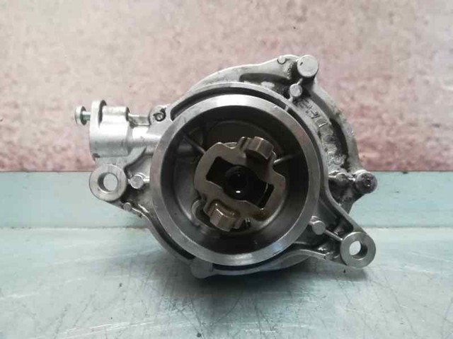 700437012 BMW Насос вакуумный купить в Харьков