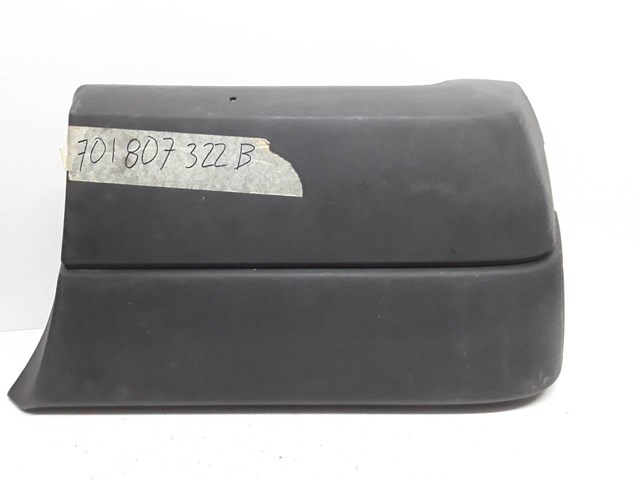 VAG 701807322B Бампер задний, правая часть в наличии Тернополь