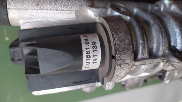 LAND ROVER 701881040 в наличии Черкассы