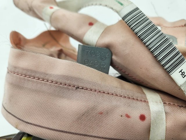 7030A040 Подушка безопасности (AIRBAG) шторка боковая правая купить Львов