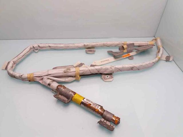 7030A120 MITSUBISHI Шторка боковая, правая купить в Чернигов