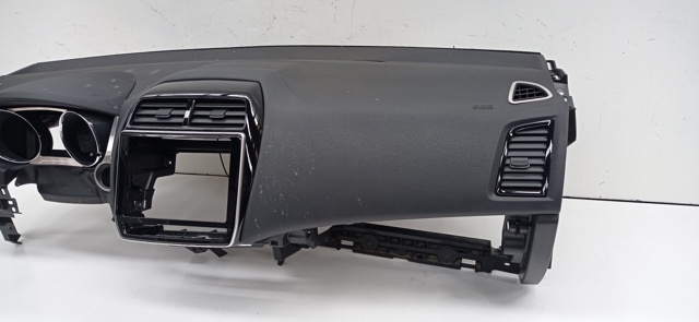 7030A429 MITSUBISHI Подушка безопасности (AIRBAG) пассажирская купить в Полтава