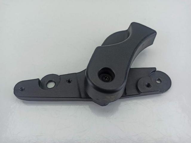 7058117 BMW Ручка открывания капота купить в Чернигов