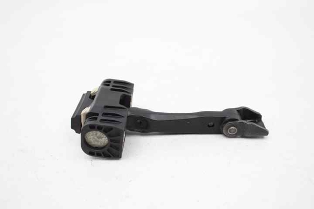 7070333 BMW Ограничитель открывания двери передний купить в Ирпень