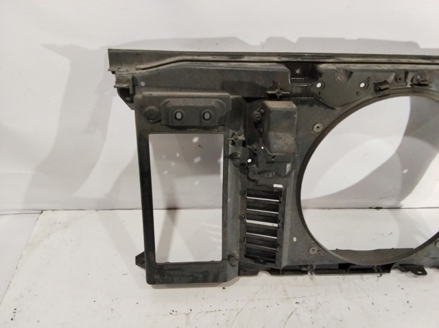 Suporte do radiador montado (painel de montagem de fixação das luzes) Citroen C4 UD