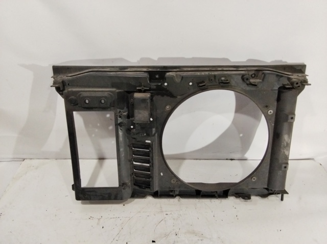 Suporte do radiador montado (painel de montagem de fixação das luzes) Citroen C4 UD