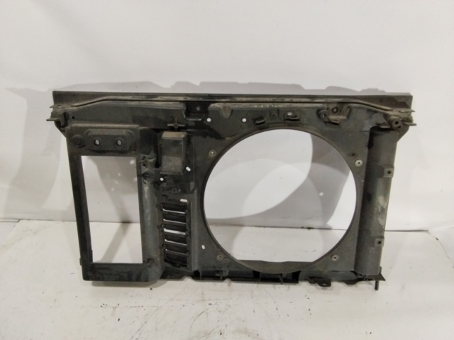 Suporte do radiador montado (painel de montagem de fixação das luzes) Citroen C4 UD