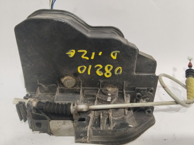 7167077 BMW Замок водительской двери купить в Тернополь