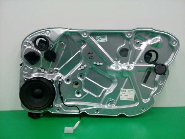 Motor de acionamento de vidro da porta dianteira direita 71740122 Fiat/Alfa/Lancia