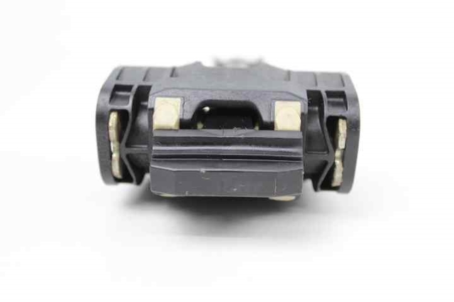 7176808 BMW Ограничитель задней двери купить в Житомир