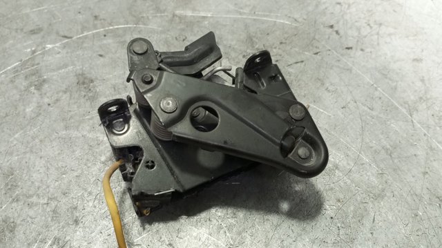 7184442 BMW Замок капота правый купить в Ирпень