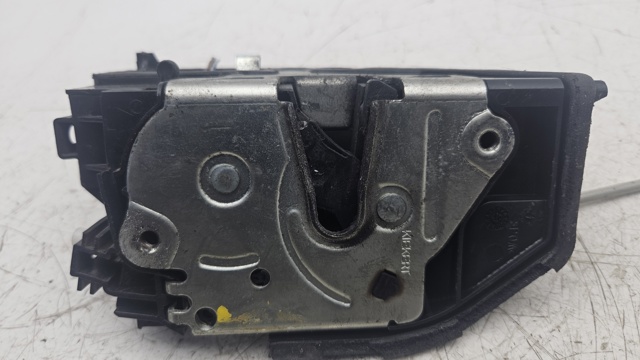 7202148 BMW Замок двери задней правой купить в Николаев
