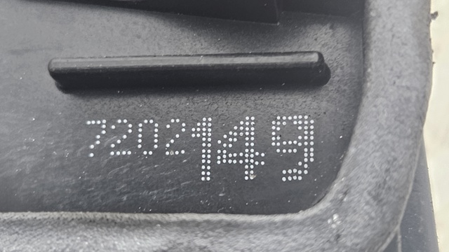 BMW 7202149 Замок водительской двери в наличии Черновцы