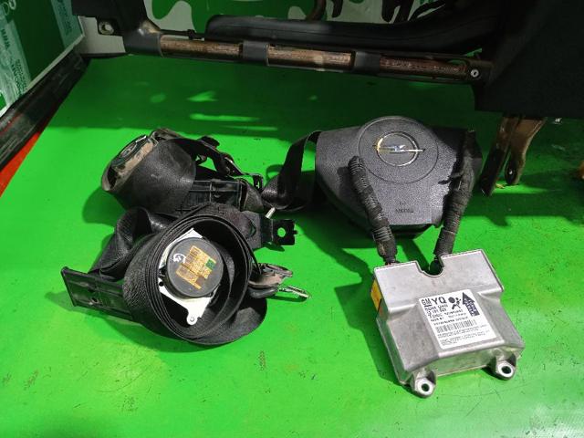 7208597 OPEL Торпедо купить в Львов