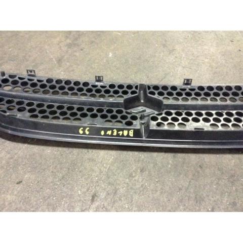 Grelha do radiador Suzuki Baleno EG