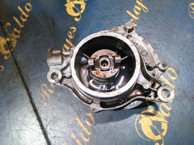 Depressor de freio / bomba de vácuo para BMW 5 530 D N57306D2 72817601B