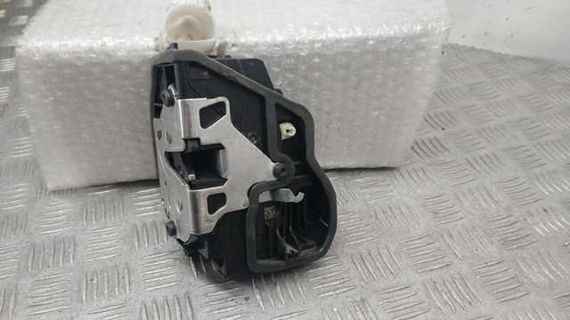 7318409 BMW Замок двери передней левой купить в Полтава