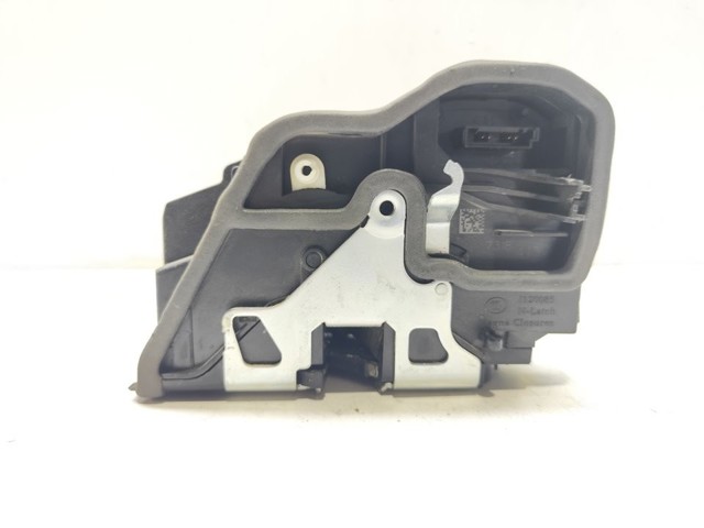 7318413 BMW Замок двери задней левой купить в Львов