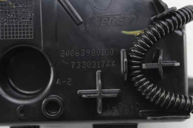 PEUGEOT 7330317AA в наличии Киев