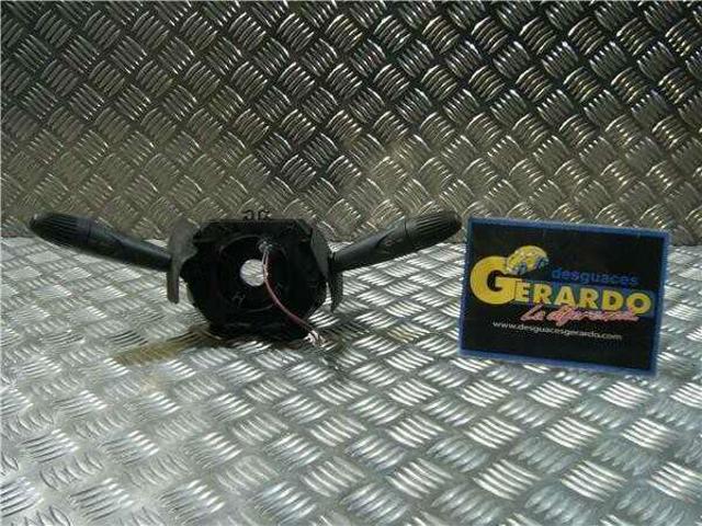 Comutador instalado na coluna da direção, montado 735267951 FIAT