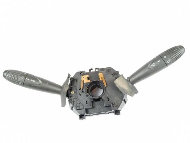 Comutador instalado na coluna da direção, montado 735267951 FIAT