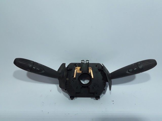 Comutador instalado na coluna da direção, montado 735267951 FIAT