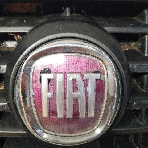 FIAT 735418095 Решетка радиатора в наличии Житомир