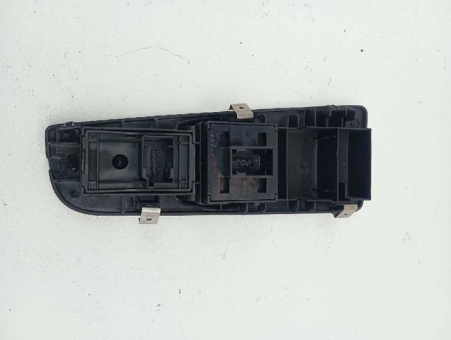 FIAT 735474651 Кнопочный блок управления стеклоподъемником передний левый в наличии Ирпень
