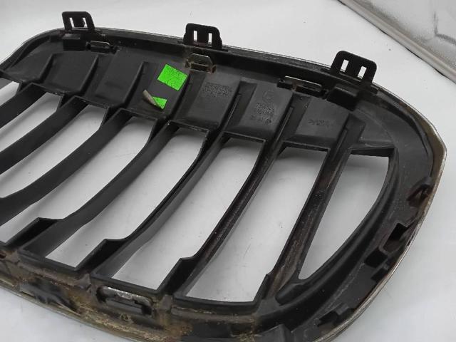 7354824 Решетка радиатора правая купить Полтава