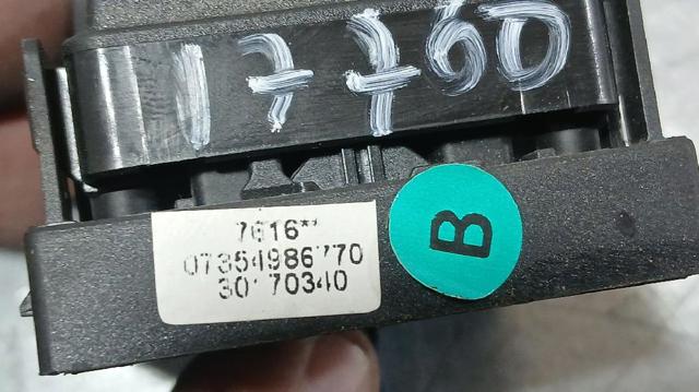 FIAT 735498677 Кнопочный блок управления стеклоподъемником передний левый в наличии Львов
