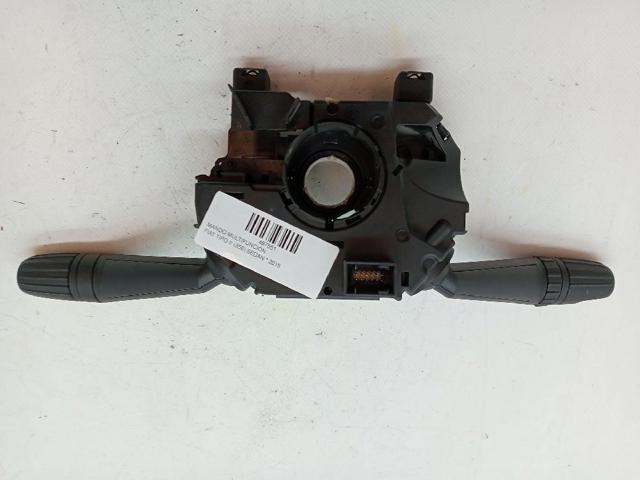 Comutador instalado na coluna da direção, montado 735705133 FIAT