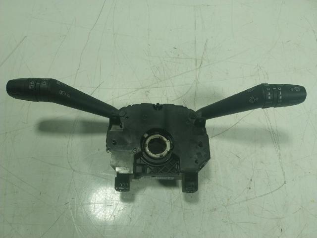 Comutador instalado na coluna da direção, montado 735705133 FIAT