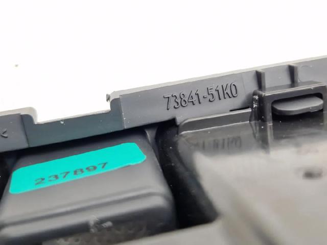 SUZUKI 7361051K00S1S в наличии Ровно