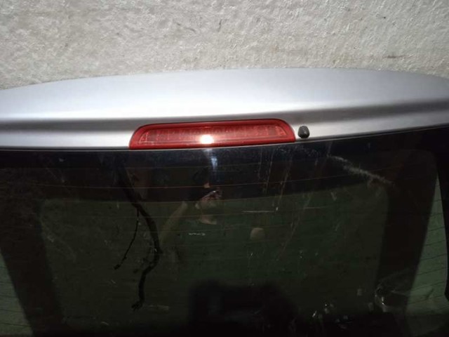 Porta traseira (3ª/5ª porta-malas (tampa de alcapão) KIA Carnival 3 UVP