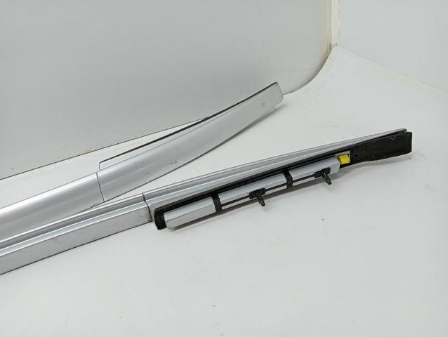 NISSAN 738204EA0A Рейлинг крыши правый в наличии Украина