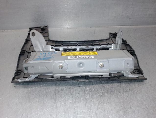 TOYOTA 7390012030B0 Подушка безопасности защиты коленей в наличии Житомир