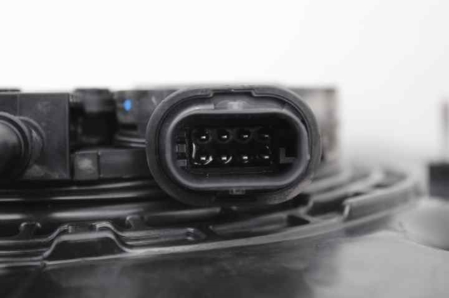 7418879 BMW купить в Павлоград