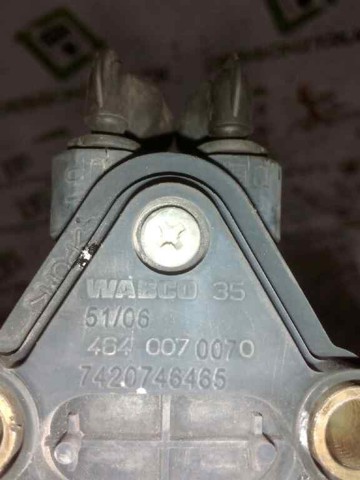 RENAULT 7420746465 Кран уровня пола (TRUCK) в наличии Ужгород