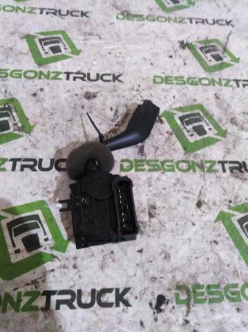 RENAULT 7421535700 Правый подрулевой переключатель в наличии Тернополь