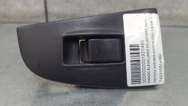 Painel (placa sobreposta) dianteiro direito de bloco de controlo de elevador de vidro 7423105140B0 TOYOTA