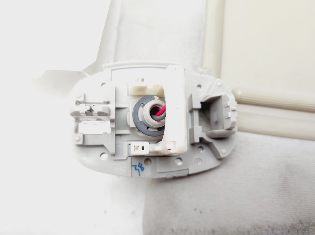 TOYOTA 7432047190B0 Солнцезащитный козырек в наличии Черновцы