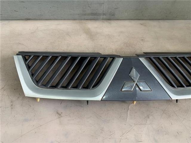 7450A037HB MITSUBISHI Решетка радиатора купить в Николаев