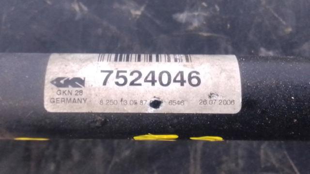 7524046 BMW Полуось (привод) передняя правая купить в Черкассы